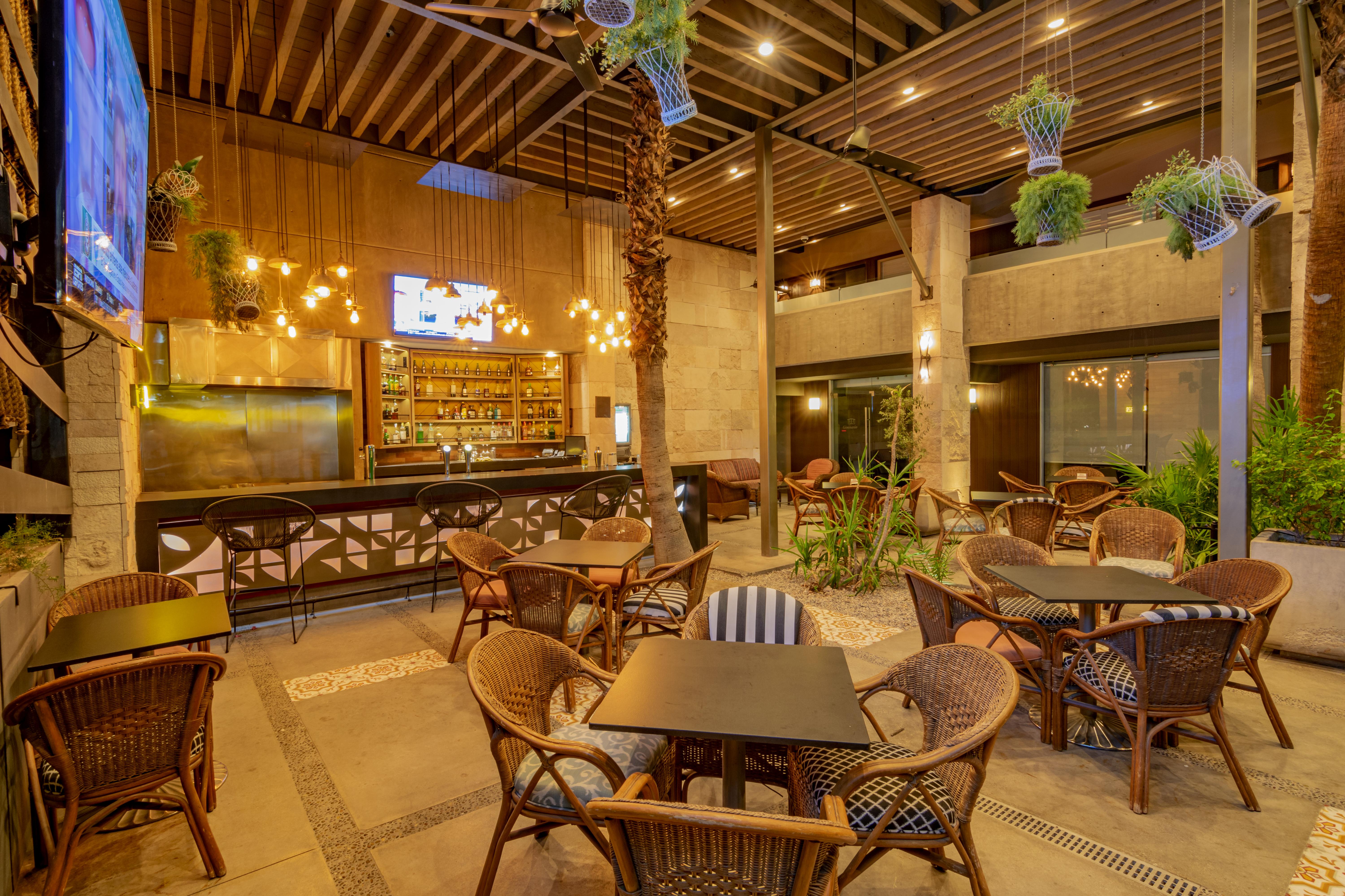 Hotel Lucerna Mexicali Exterior photo